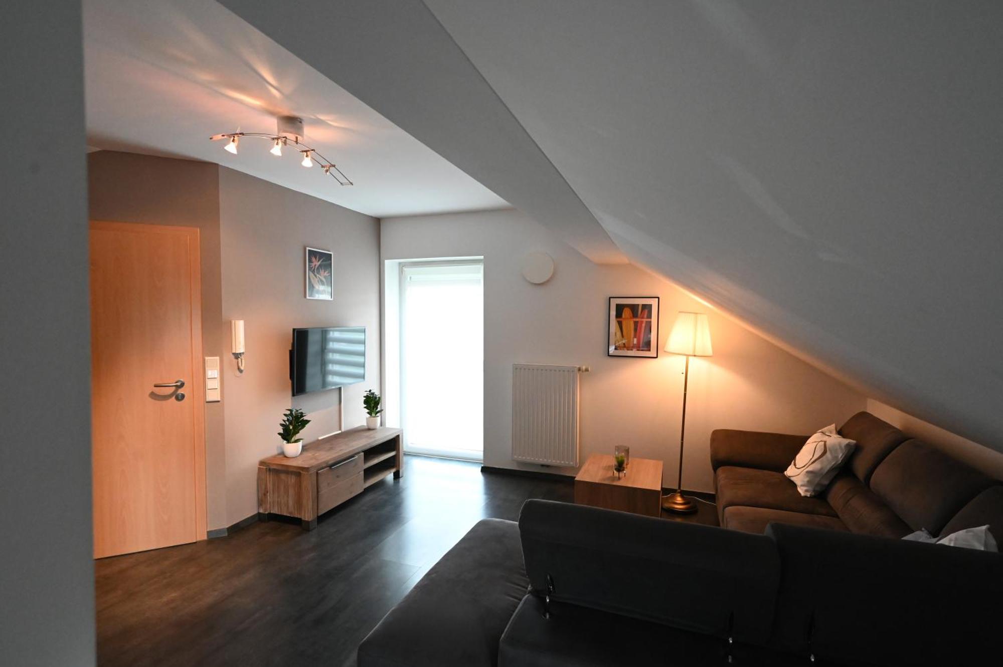 Koestlbach Apart I Ferienwohnung Bis 3 & 6 Personen I Nuernberg I Neumarkt I Messe I Natur I Kueche I Parken I Waschmaschine I Garten Postbauer-Heng エクステリア 写真